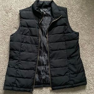Black puffer vest